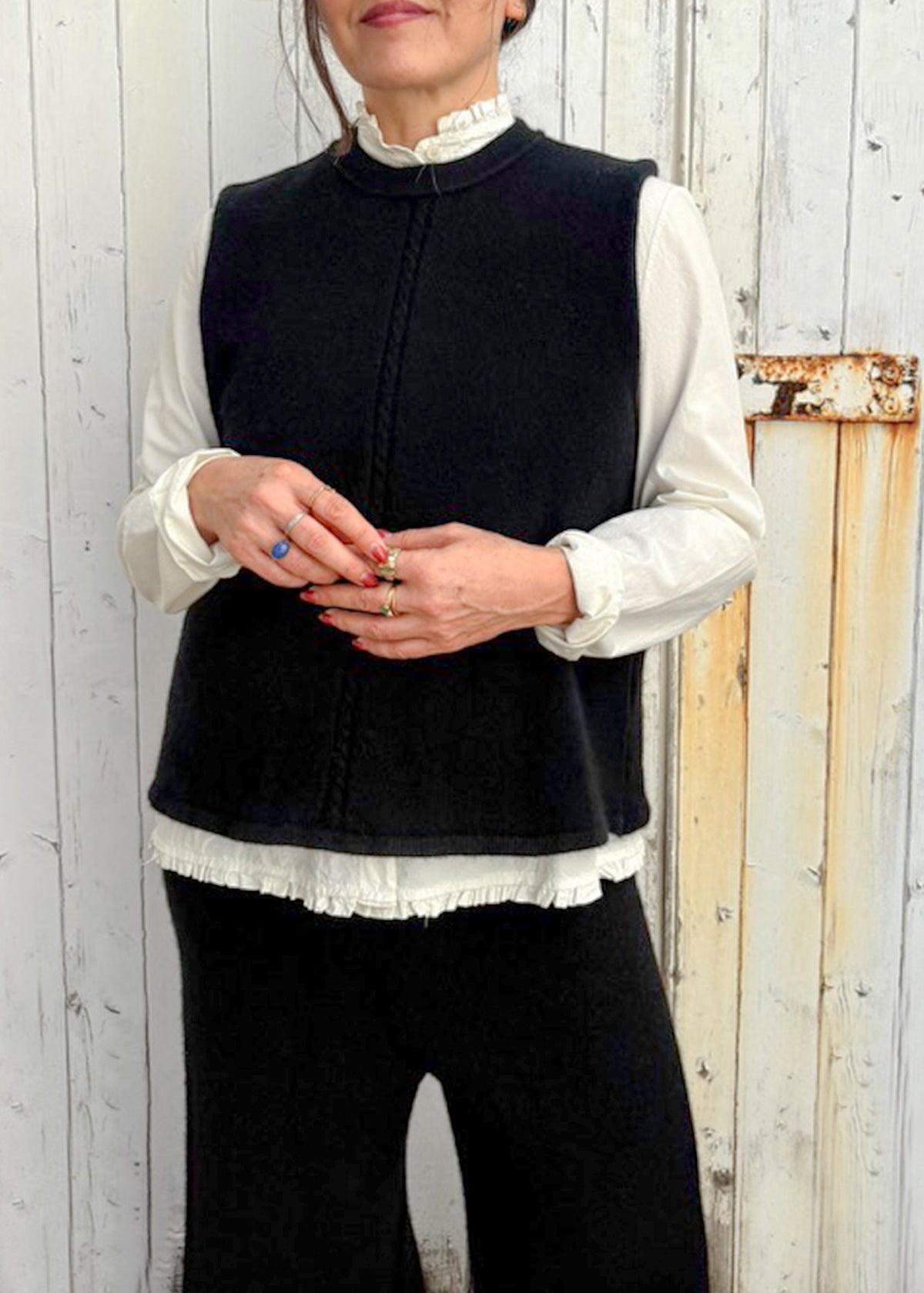 Cashmere Cable Front Vest Top | Black