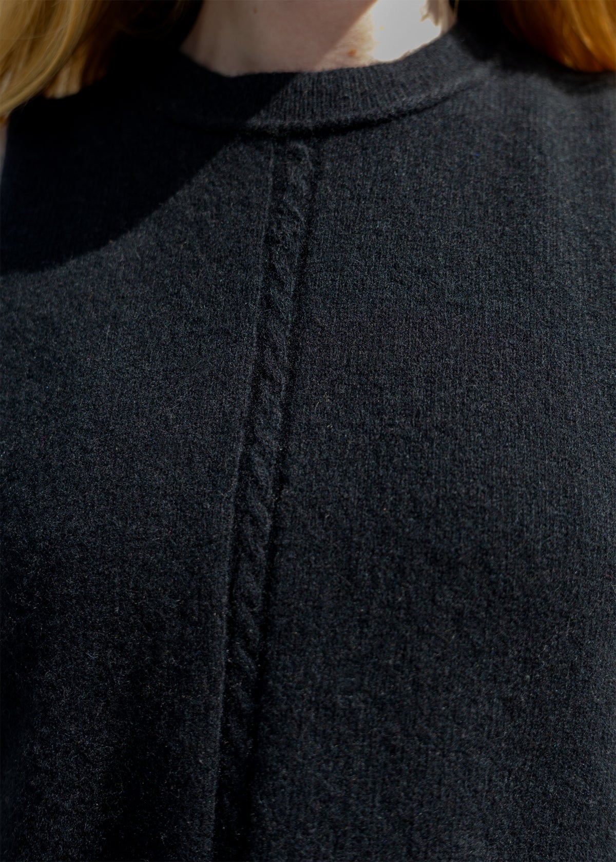 Cashmere Cable Front Vest Top | Black