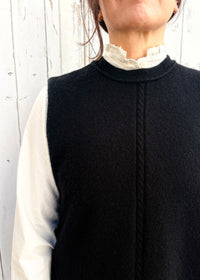 Cashmere Cable Front Vest Top | Black