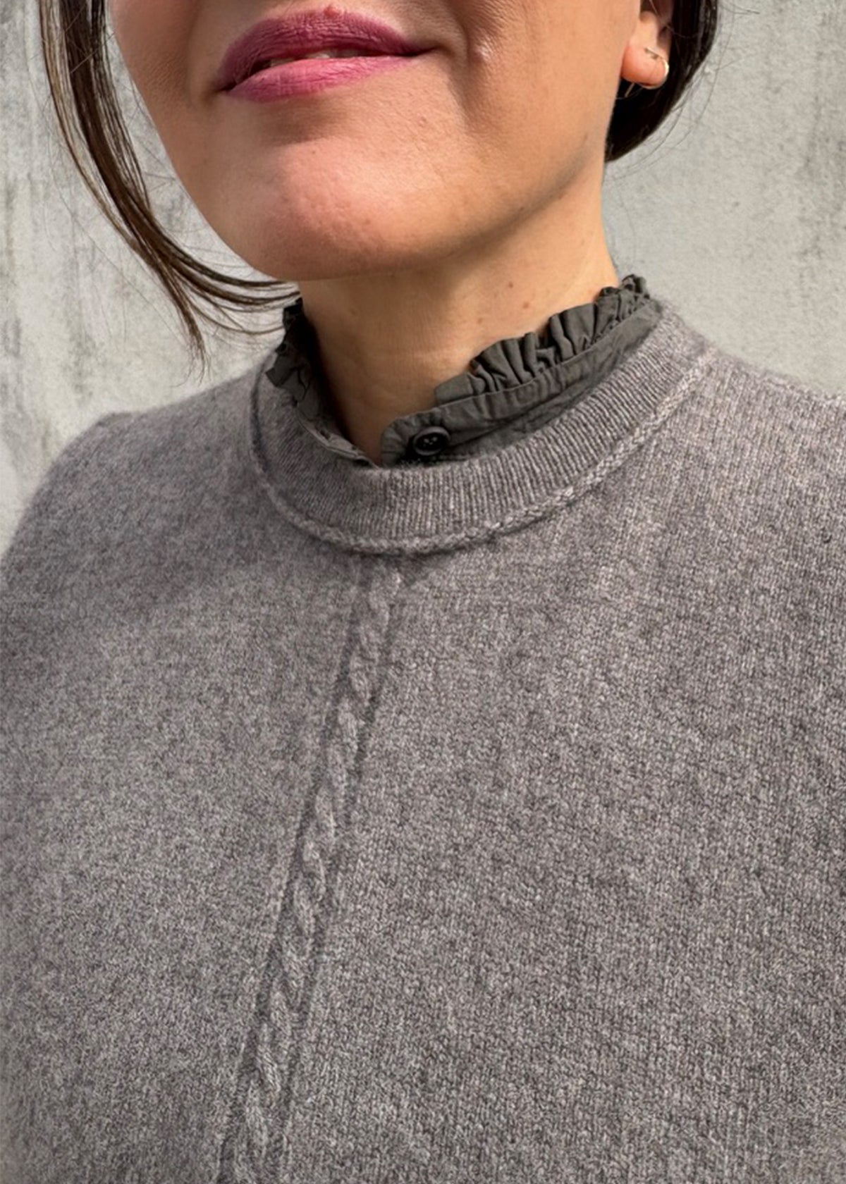 Cashmere Cable Front Vest Top | Mushroom