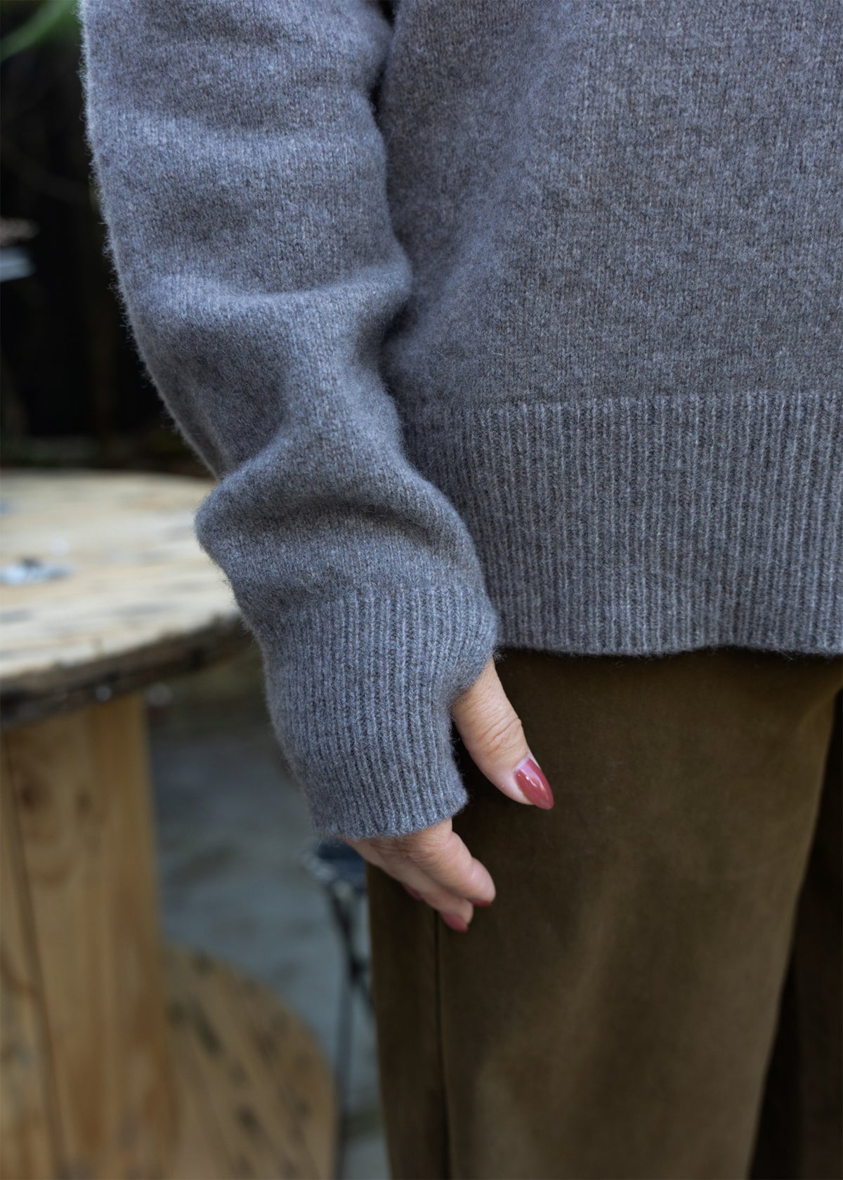 High Neck Cashmere Sweater | Mushroom