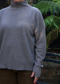 High Neck Cashmere Sweater | Mushroom