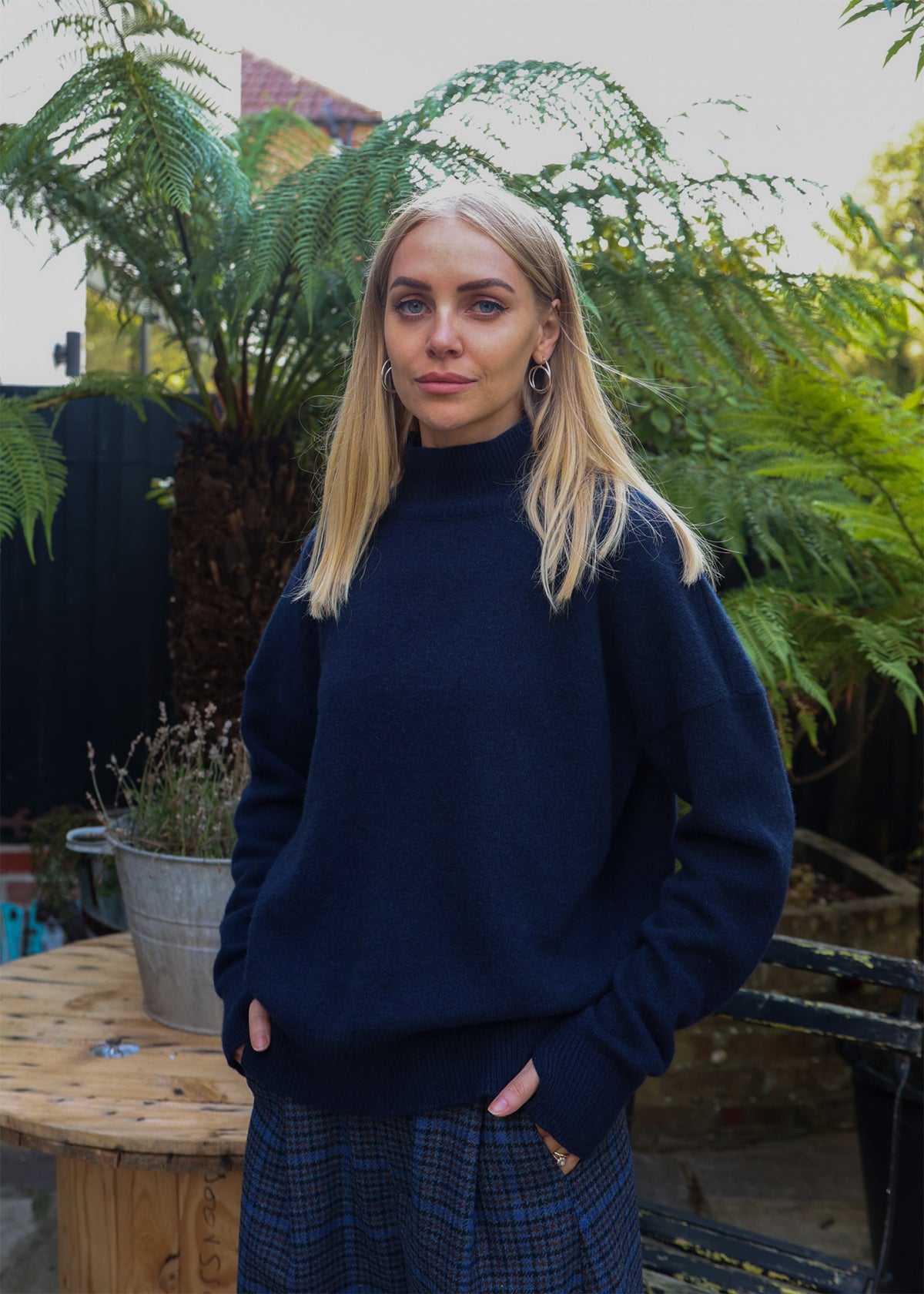 High Neck Cashmere Sweater | Navy
