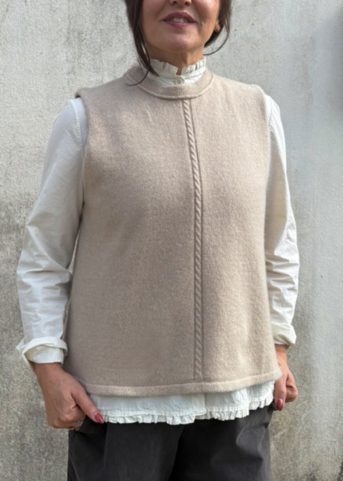Cashmere Cable Front Vest Top | Oat