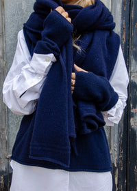 Oversize Cashmere Scarf | Navy