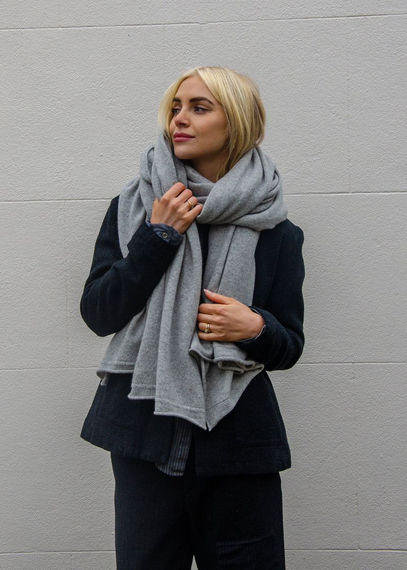 Oversize Recycled Cashmere Scarf | Silver Grey